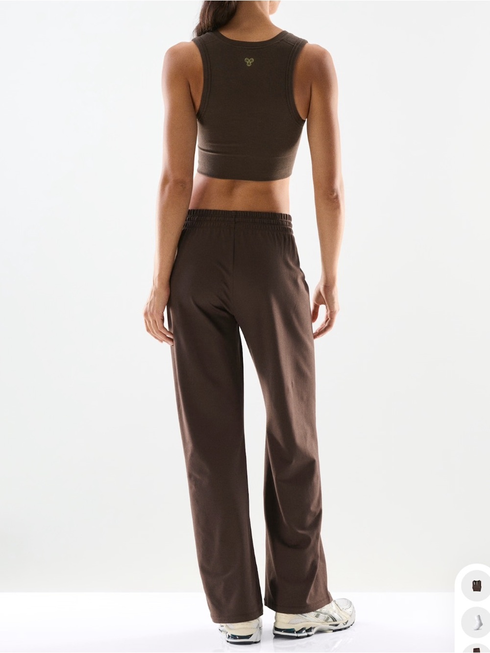 Aritzia golden active set - Picture 3 of 11